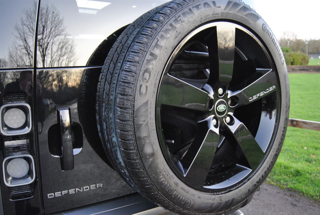 Used Land Rover Defender 2022 for sale - 77005593: Photo 37