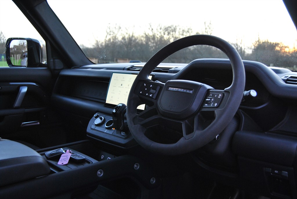 Used Land Rover Defender 2022 for sale - 77005593: Photo 6