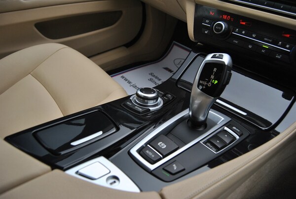 Used BMW 5 Series 2014 for sale - 76276936: Photo 10