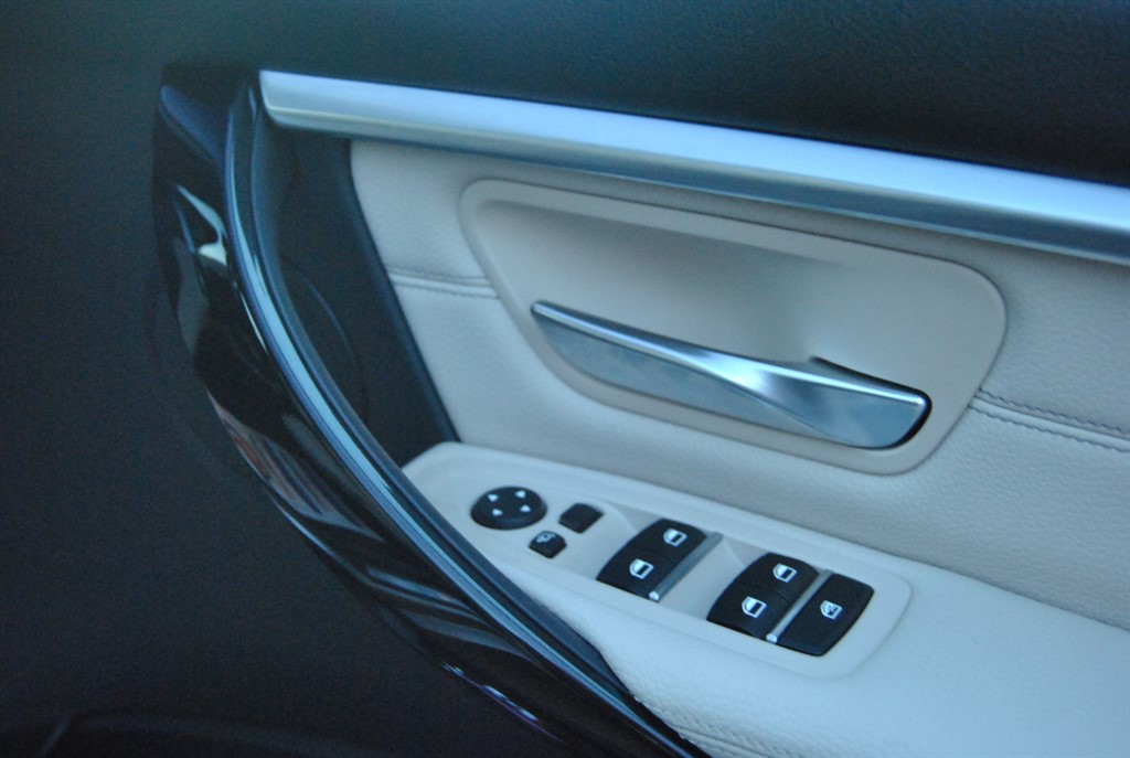 Used BMW 3 Series 2016 for sale - 77134186: Photo 21