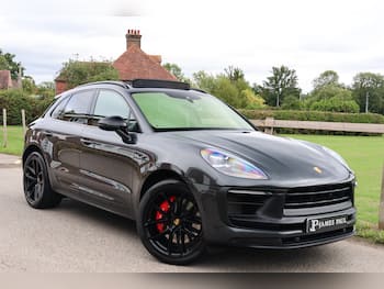 Used Porsche Macan 2023 for sale - 79842087: Photo