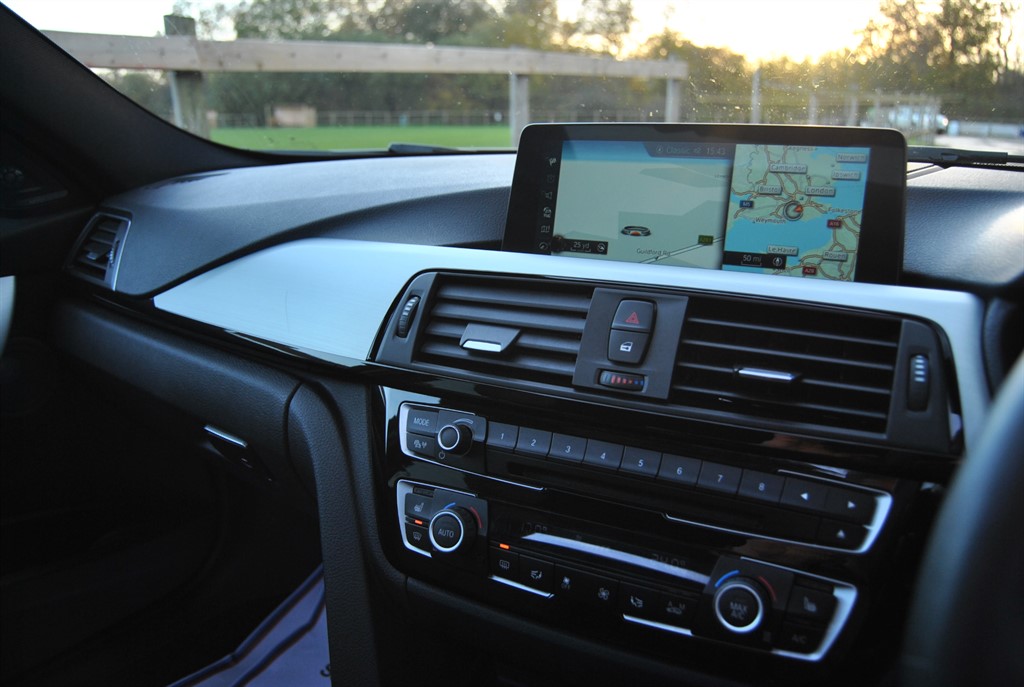 Used BMW 3 Series 2017 for sale - 76557102: Photo 14