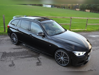 Used BMW 3 Series 2017 for sale - 76557102: Photo