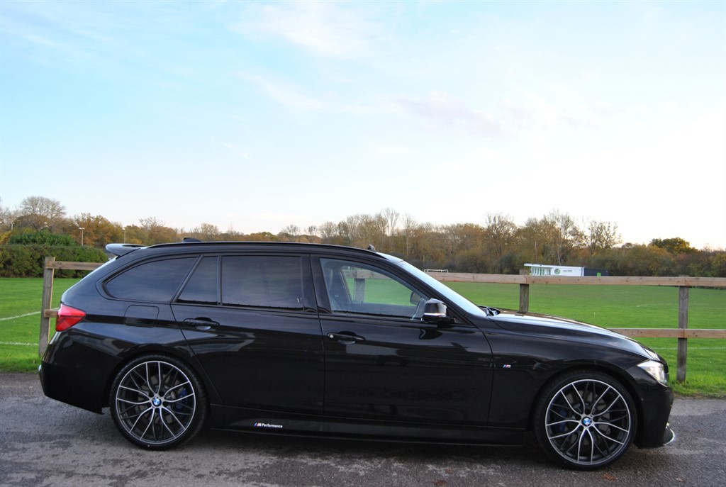 Used BMW 3 Series 2017 for sale - 76557102: Photo 2