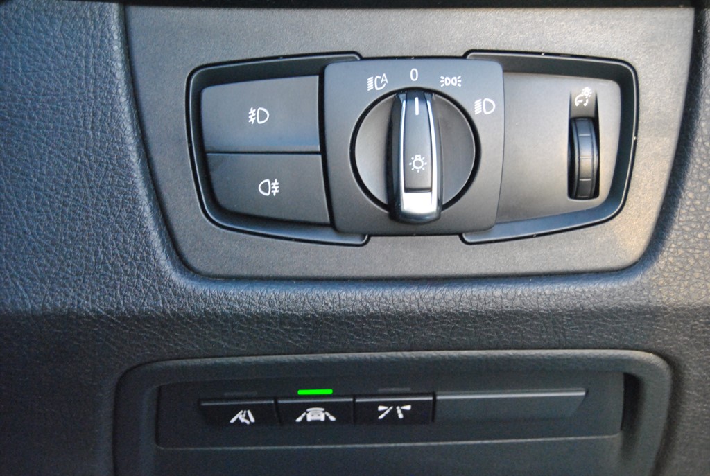 Used BMW 3 Series 2017 for sale - 76557102: Photo 28