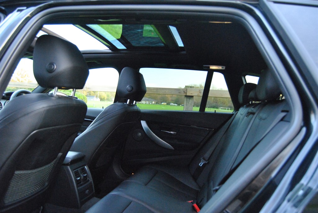 Used BMW 3 Series 2017 for sale - 76557102: Photo 34