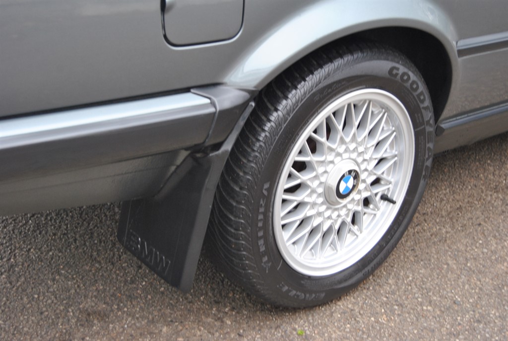 Used BMW 3 Series 1990 for sale - 76615886: Photo 17