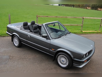 1990 - 2.5 Convertible 2dr Petrol Manual (170 bhp)