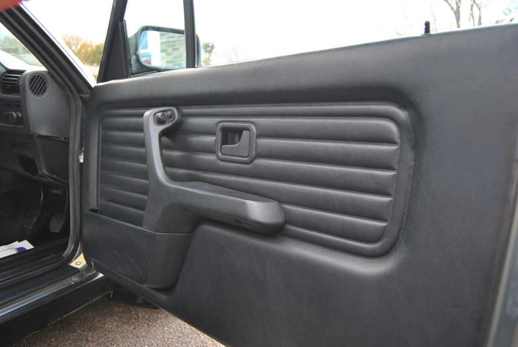 Used BMW 3 Series 1990 for sale - 76615886: Photo 28