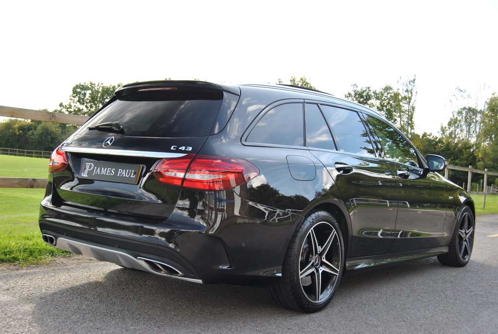 Used Mercedes-Benz C Class 2017 for sale - 76534144: Photo 3