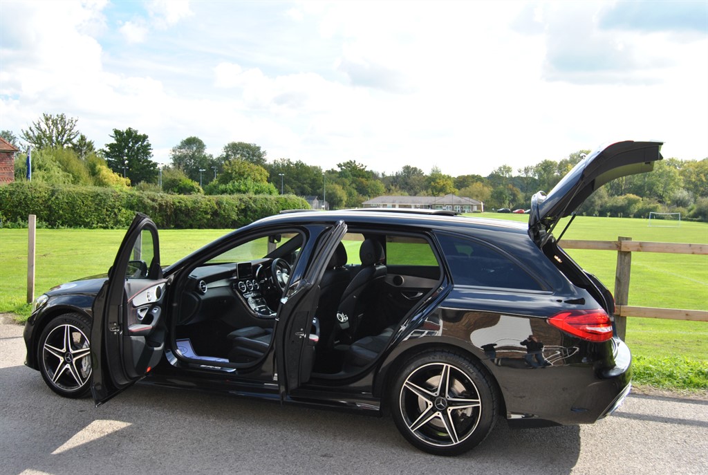 Used Mercedes-Benz C Class 2017 for sale - 76534144: Photo 9