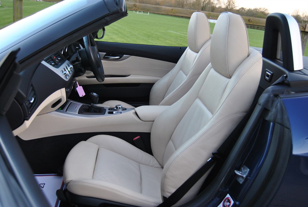Used BMW Z4 2011 for sale - 77928012: Photo 10