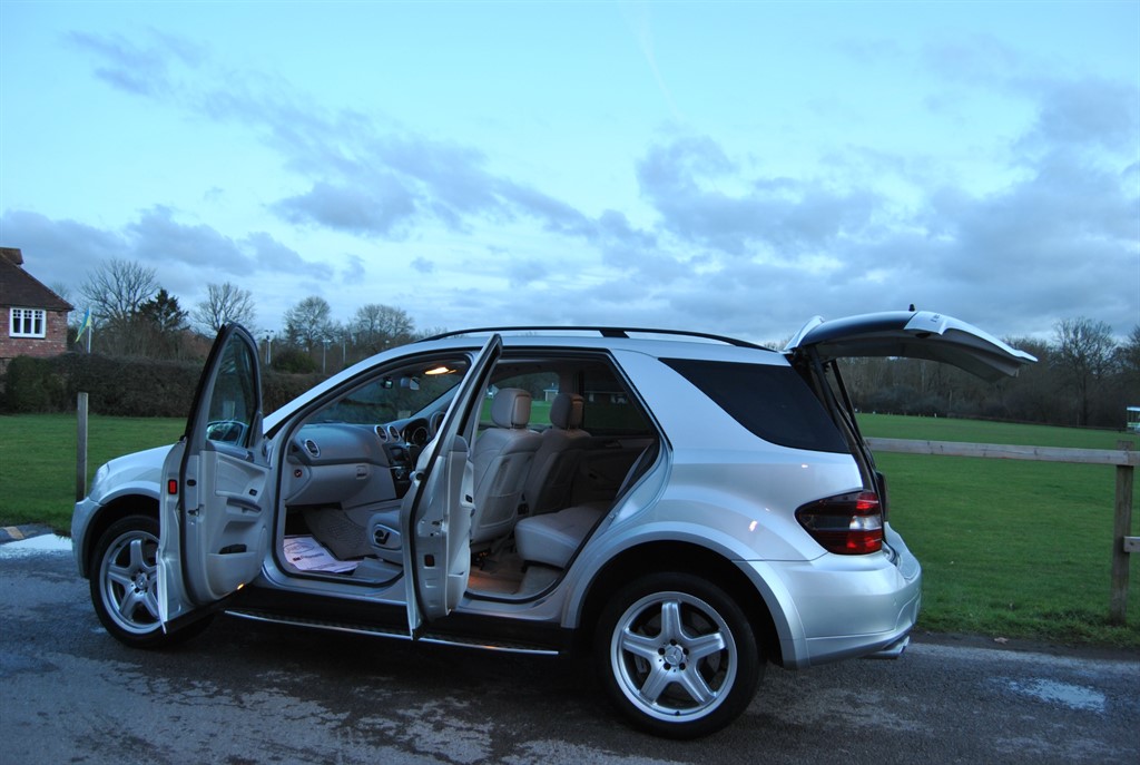 Used Mercedes-Benz M Class 2006 for sale - 77472123: Photo 10