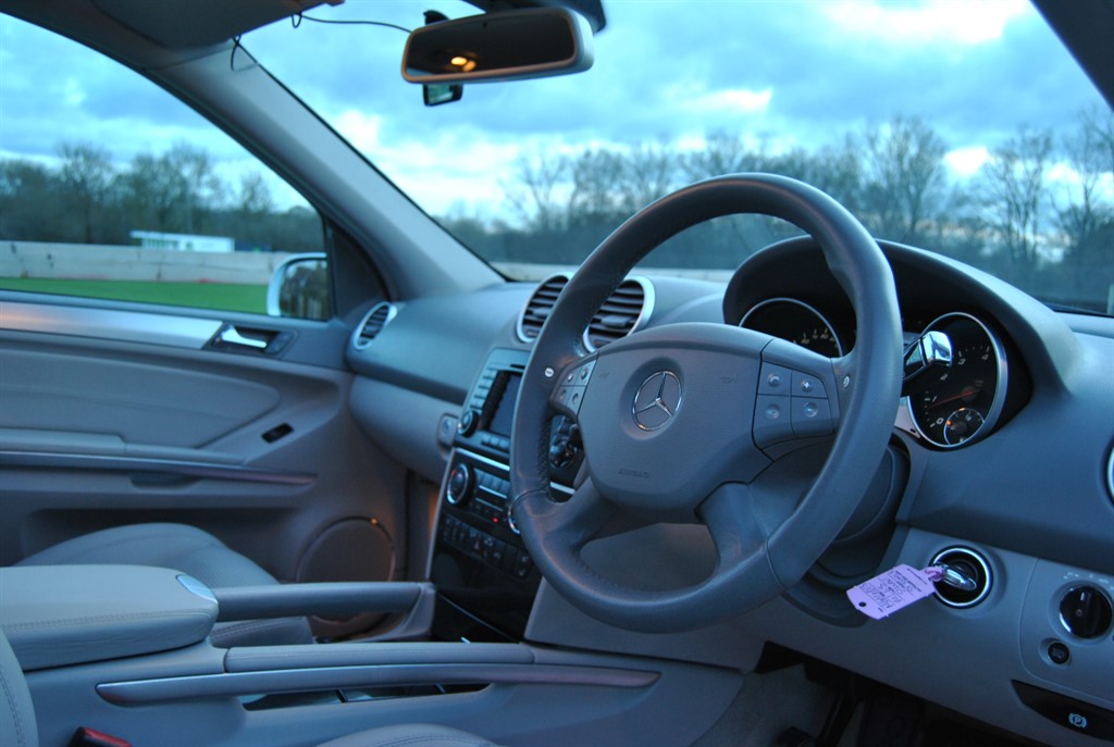 Used Mercedes-Benz M Class 2006 for sale - 77472123: Photo 6