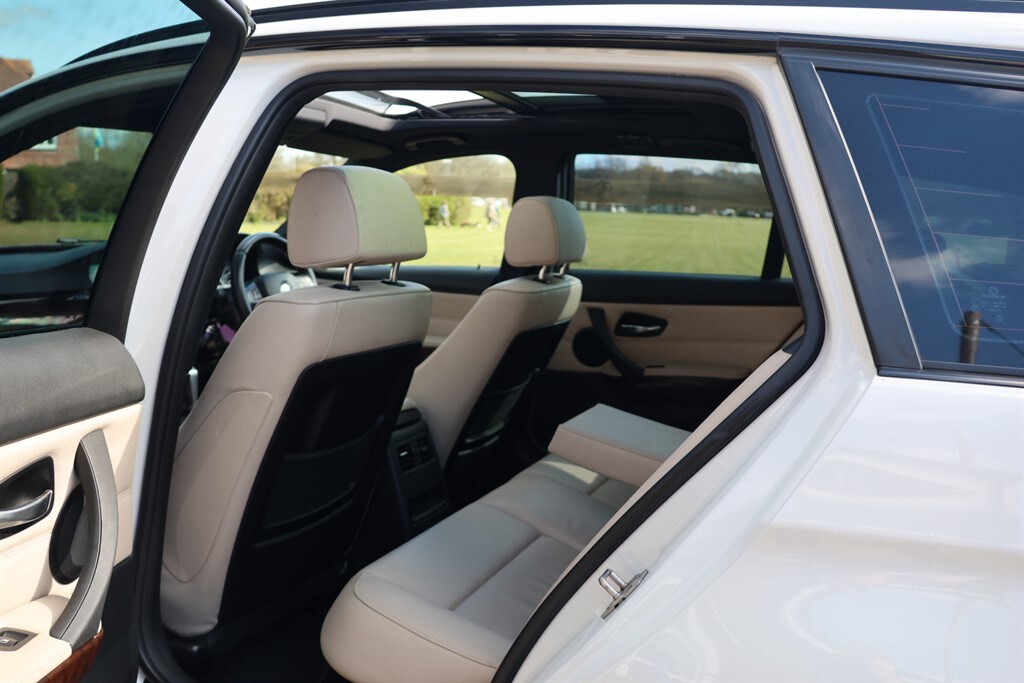 Used BMW 3 Series 2023 for sale - 78118115: Photo 19