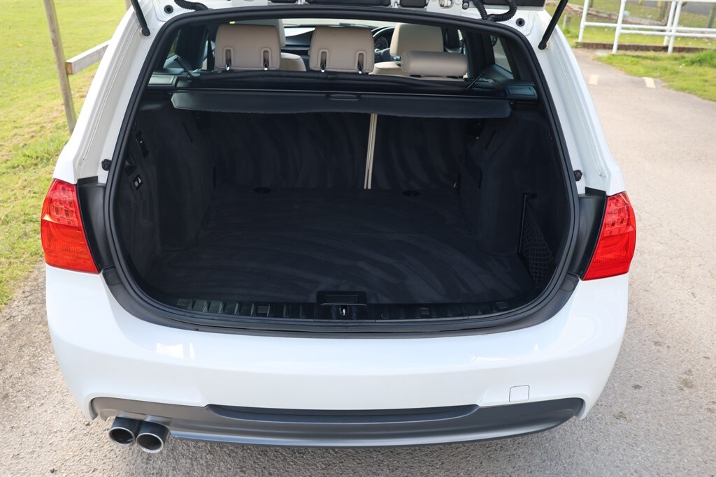 Used BMW 3 Series 2023 for sale - 78118115: Photo 29