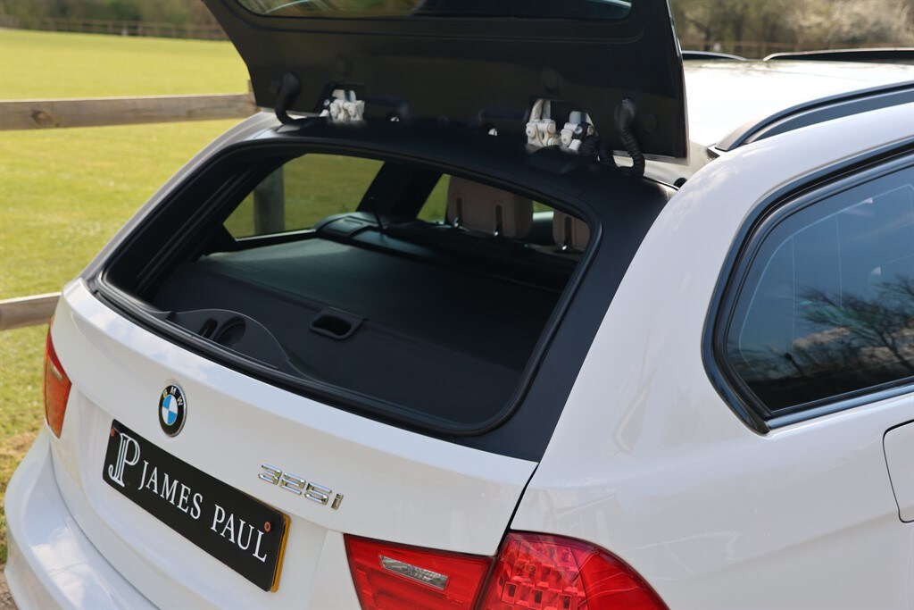 Used BMW 3 Series 2023 for sale - 78118115: Photo 30