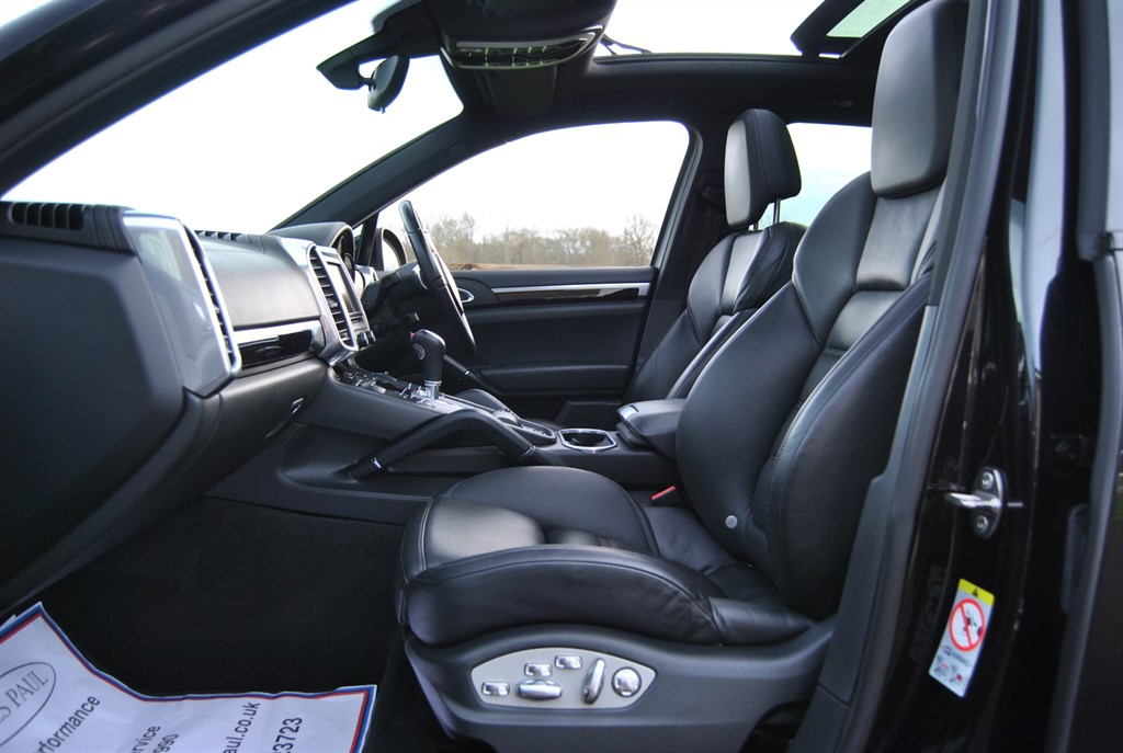 Used Porsche Cayenne 2010 for sale - 77025681: Photo 22