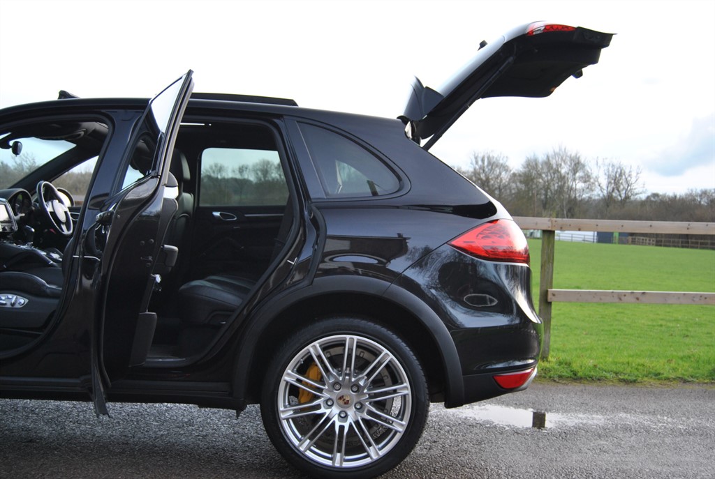 Used Porsche Cayenne 2010 for sale - 77025681: Photo 23
