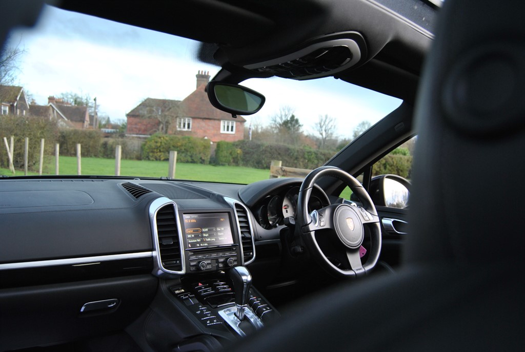 Used Porsche Cayenne 2010 for sale - 77025681: Photo 37