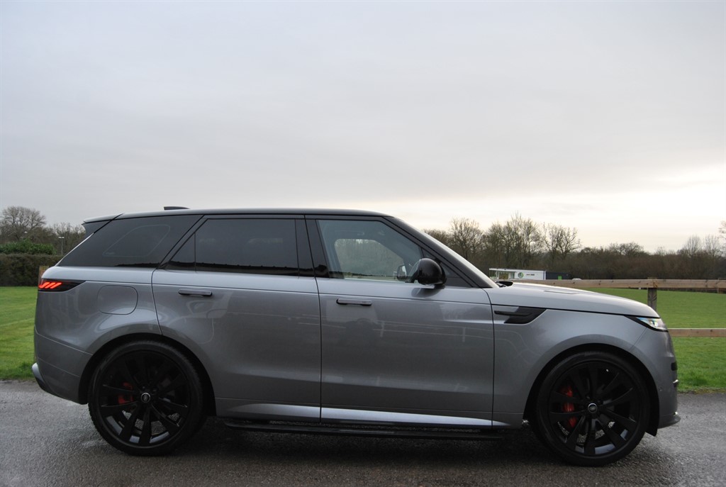 Used Land Rover Range Rover Sport 2023 for sale - 77205860: Photo 2