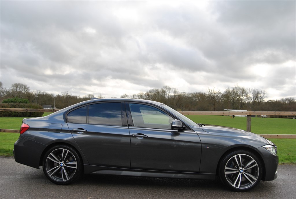 Used BMW 3 Series 2017 for sale - 77261927: Photo 2