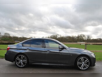 Used BMW 3 Series 2017 for sale - 77261927: Photo