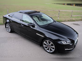 Used Jaguar XJ 2016 for sale - 79743610: Photo