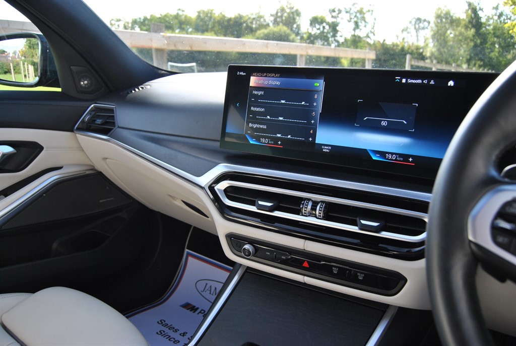 Used BMW Alpina 2023 for sale - 76104533: Photo 10