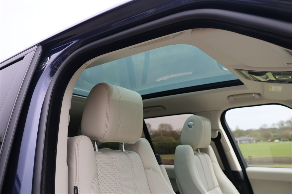 Used Land Rover Range Rover 2018 for sale - 78187227: Photo 8