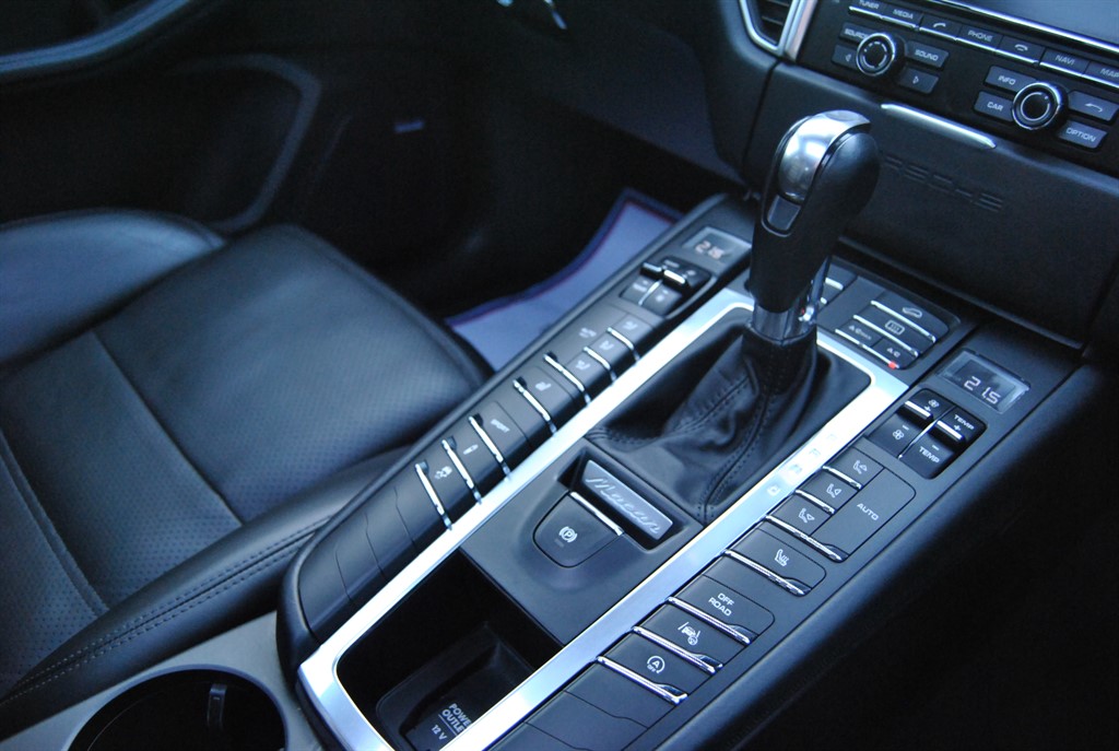 Used Porsche Macan 2015 for sale - 77134203: Photo 11