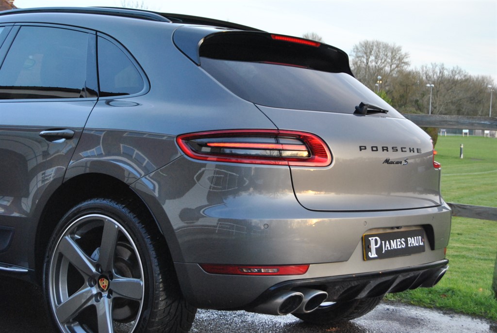 Used Porsche Macan 2015 for sale - 77134203: Photo 24