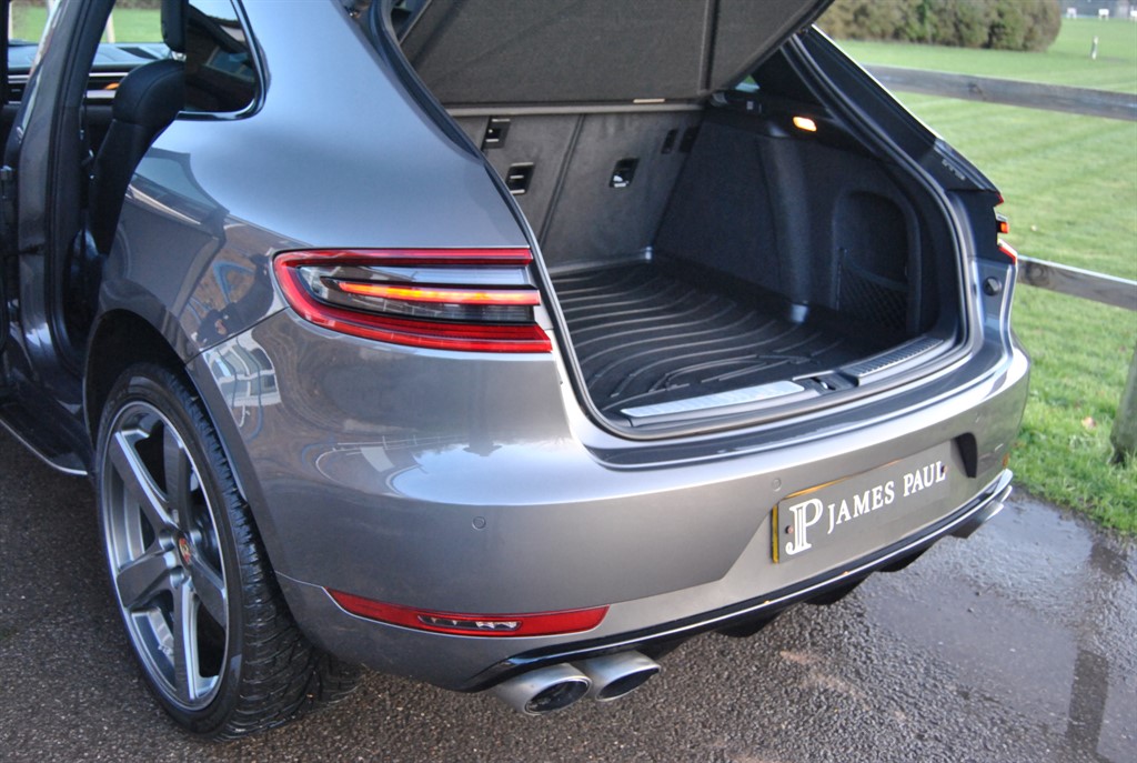 Used Porsche Macan 2015 for sale - 77134203: Photo 34