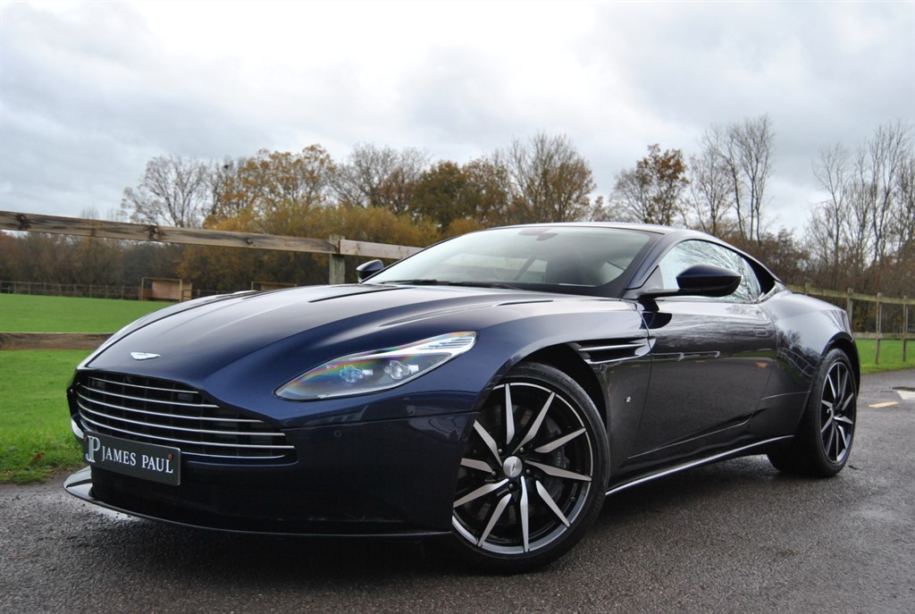 Used Aston Martin DB11 2017 for sale - 76835098: Photo 11