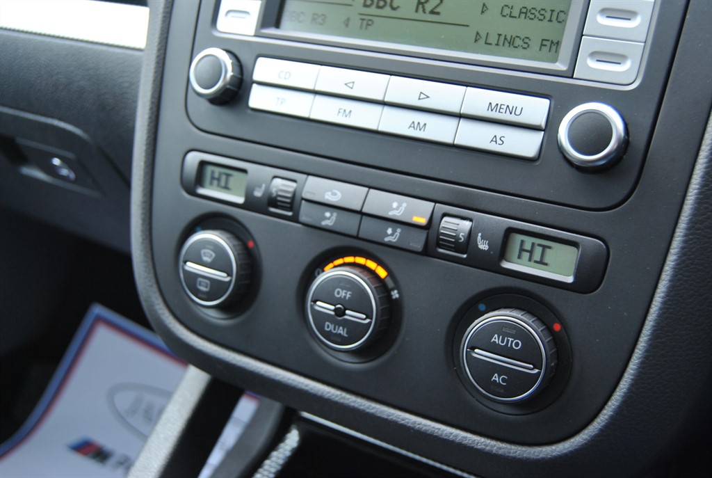 Used Volkswagen Golf 2009 for sale - 76971630: Photo 21