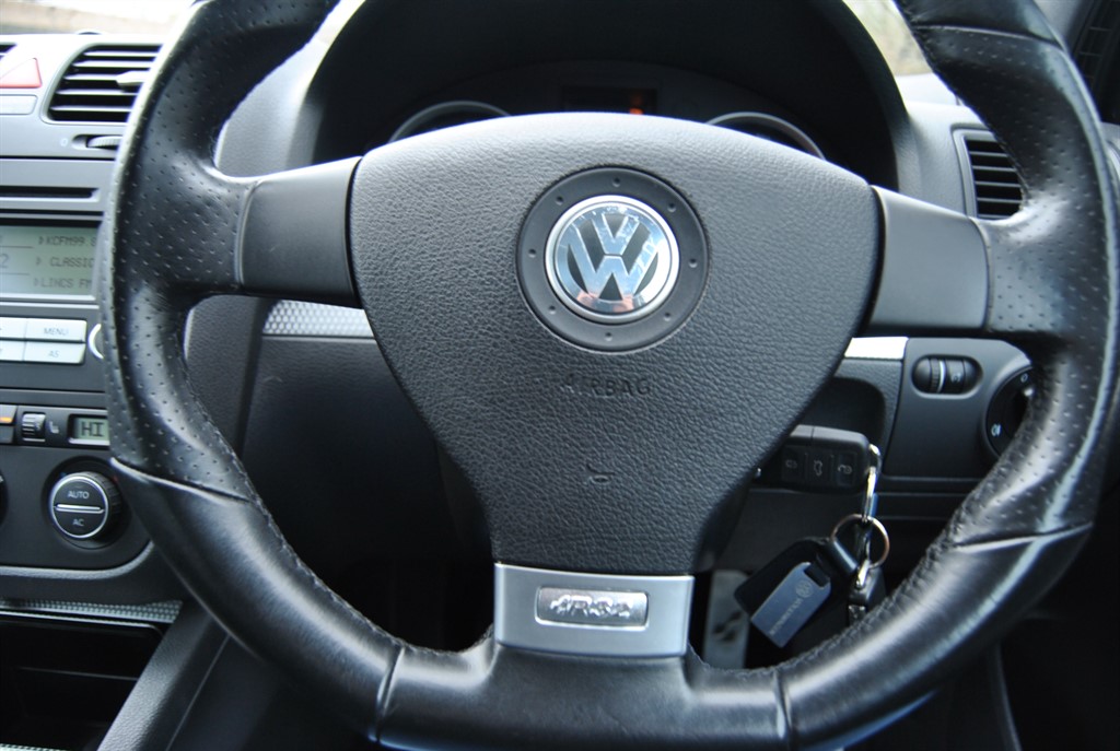 Used Volkswagen Golf 2009 for sale - 76971630: Photo 28