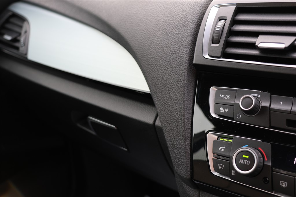 Used BMW 2 Series 2017 for sale - 77995405: Photo 24