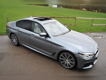 Used BMW 5 Series 2017 for sale - 77406601: Photo