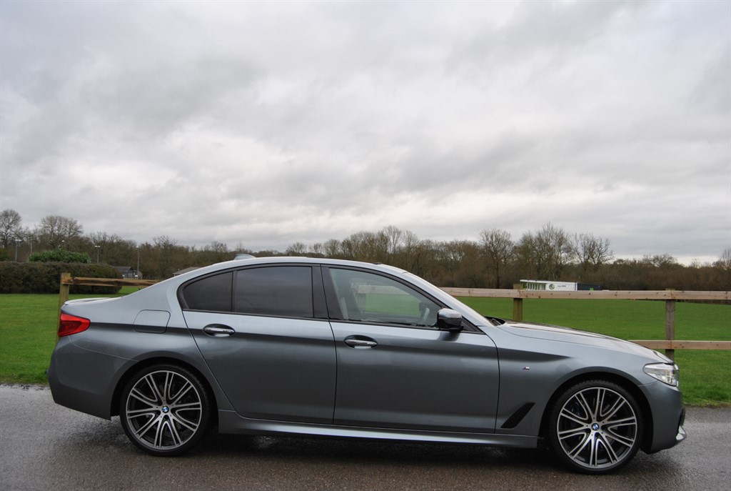 Used BMW 5 Series 2017 for sale - 77406601: Photo 2