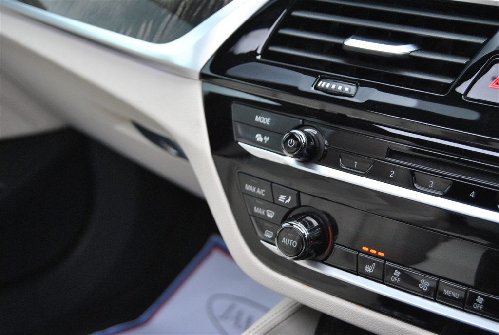 Used BMW 5 Series 2017 for sale - 77406601: Photo 27