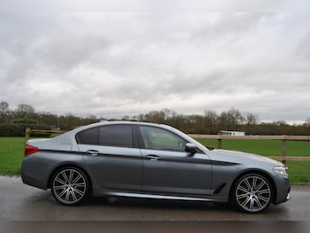 Used BMW 5 Series 2017 for sale - 77406601: Photo