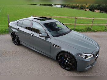 2016 - M5 4dr DCT