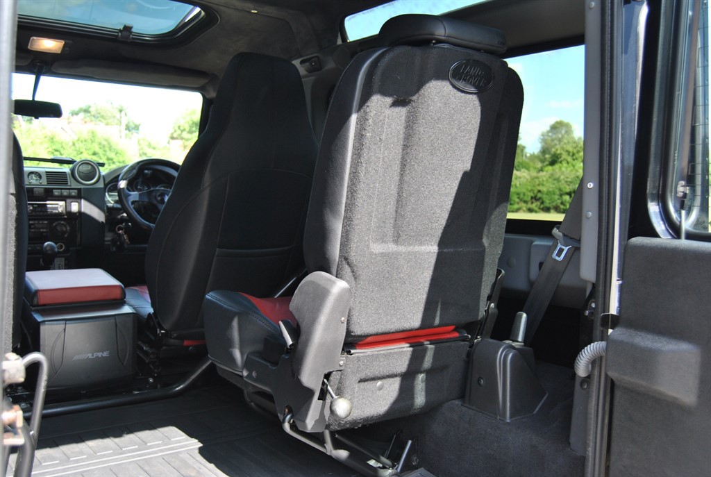 Used Land Rover Defender 2015 for sale - 76534131: Photo 21