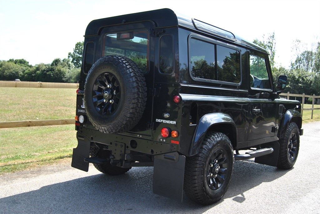 Used Land Rover Defender 2015 for sale - 76534131: Photo 3