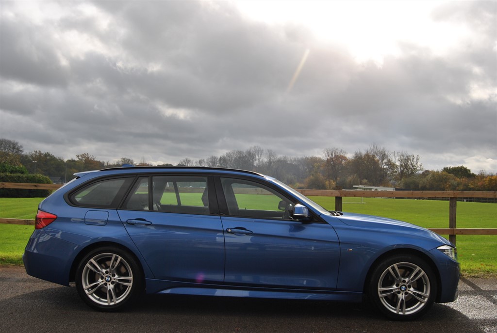 Used BMW 3 Series 2018 for sale - 76466624: Photo 2