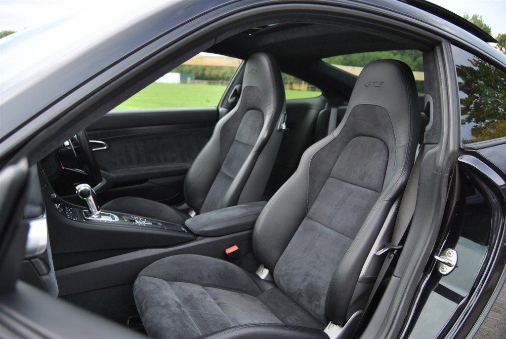 Used Porsche 911 2017 for sale - 76452437: Photo 32