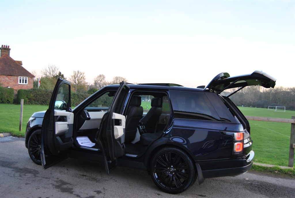 Used Land Rover Range Rover 2021 for sale - 76652877: Photo 11