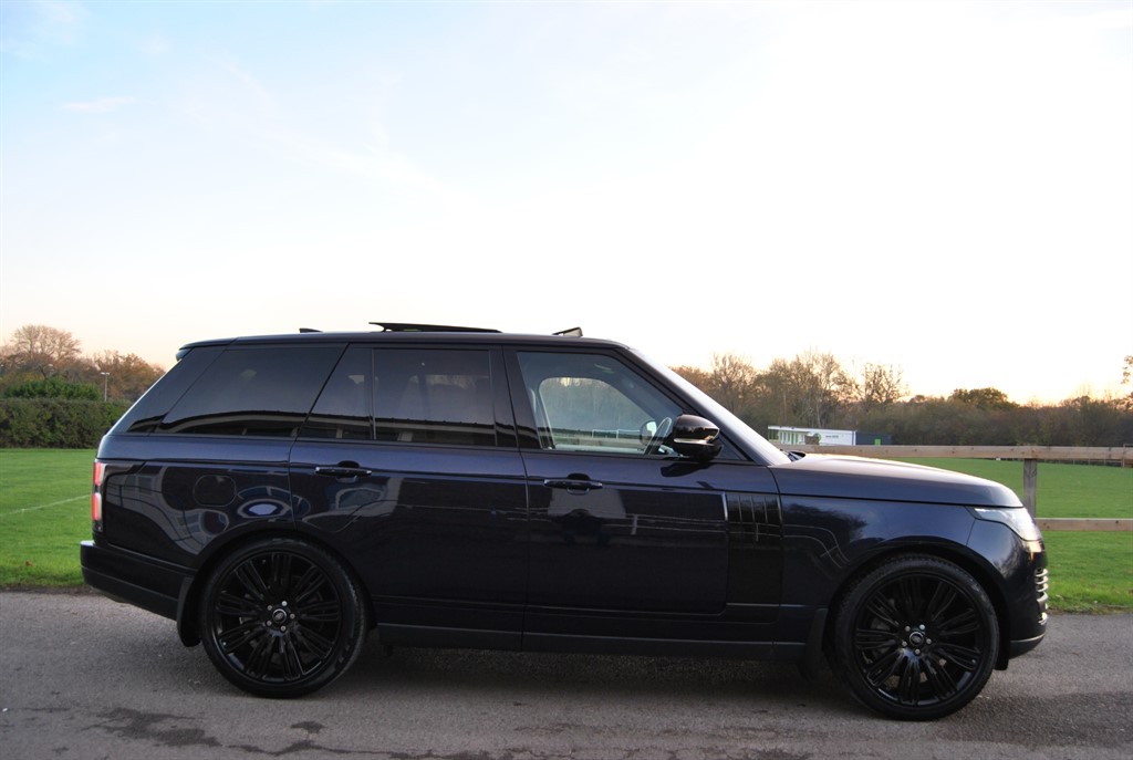 Used Land Rover Range Rover 2021 for sale - 76652877: Photo 2