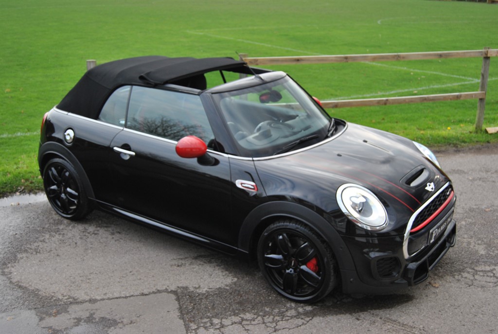 Used MINI Convertible 2016 for sale - 76568175: Photo 1