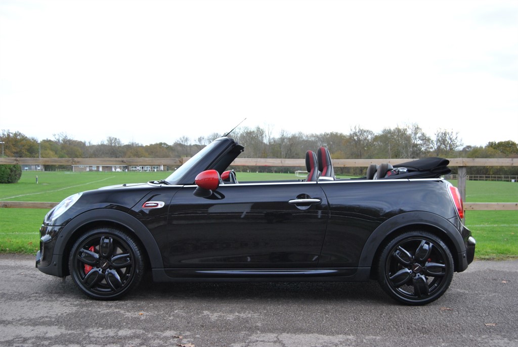 Used MINI Convertible 2016 for sale - 76568175: Photo 22